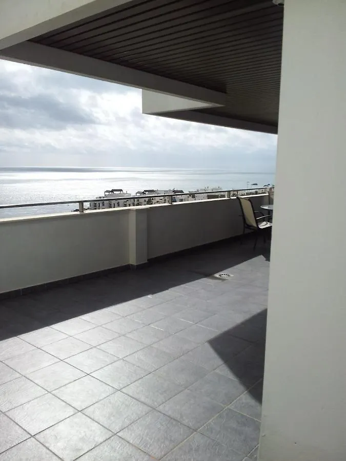 Urbanizacion Camarate Golf, Uad4 Bl.1 Esc 1, Bajo A. Hotel Estepona Apartment